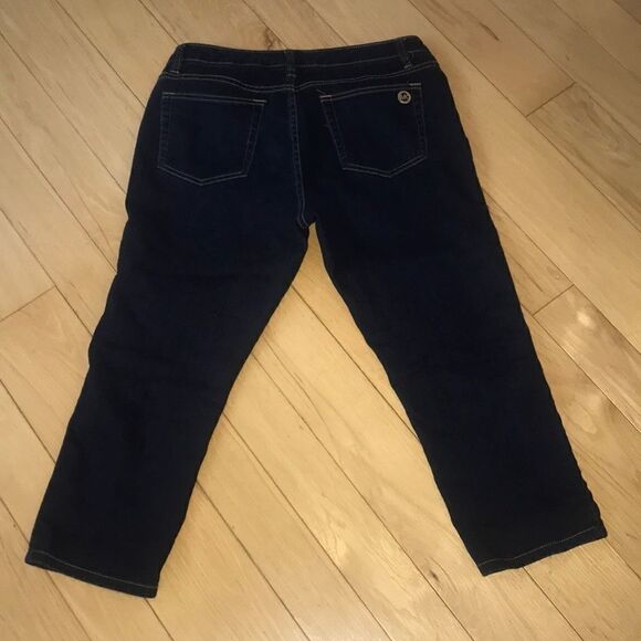 NWOT!! Michael Kors Capris!! - Picture 3 of 5